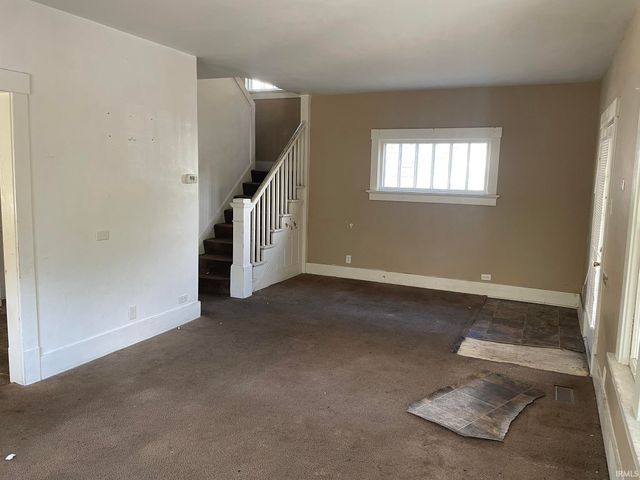 319 McKinnie Avenue, Fort Wayne, IN 46806