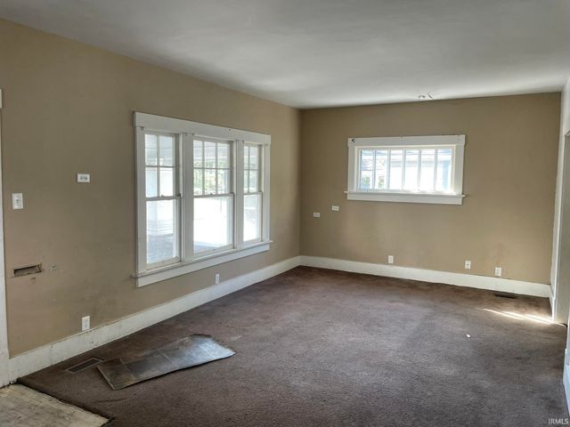 319 McKinnie Avenue, Fort Wayne, IN 46806