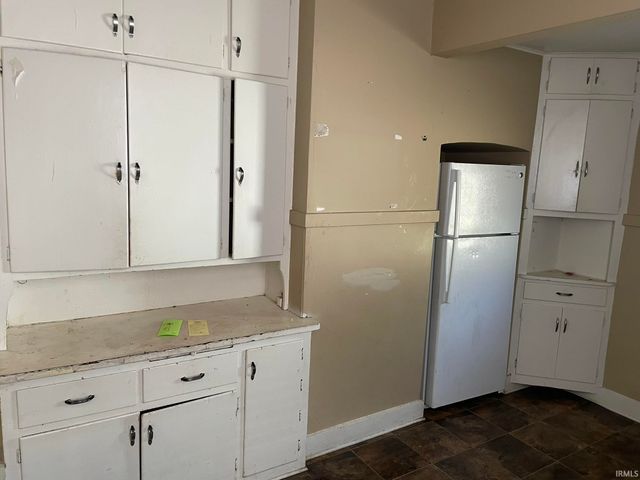 319 McKinnie Avenue, Fort Wayne, IN 46806