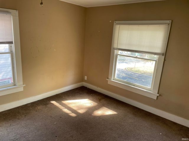 319 McKinnie Avenue, Fort Wayne, IN 46806