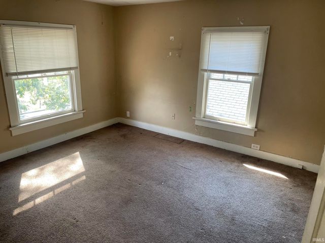 319 McKinnie Avenue, Fort Wayne, IN 46806