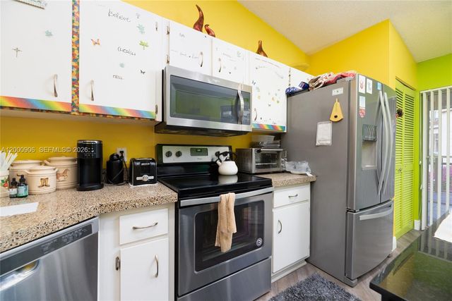 7535 Trent Dr 202, Tamarac, FL 33321