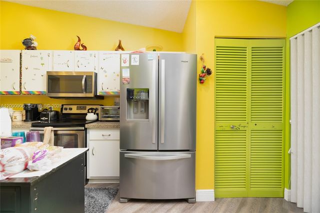 7535 Trent Dr 202, Tamarac, FL 33321