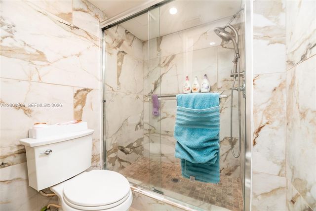 7535 Trent Dr 202, Tamarac, FL 33321