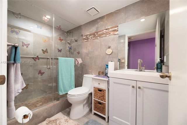 7535 Trent Dr 202, Tamarac, FL 33321