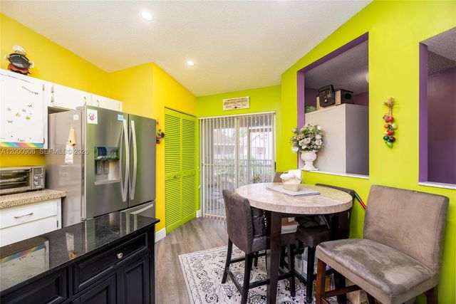 7535 Trent Dr 202, Tamarac, FL 33321