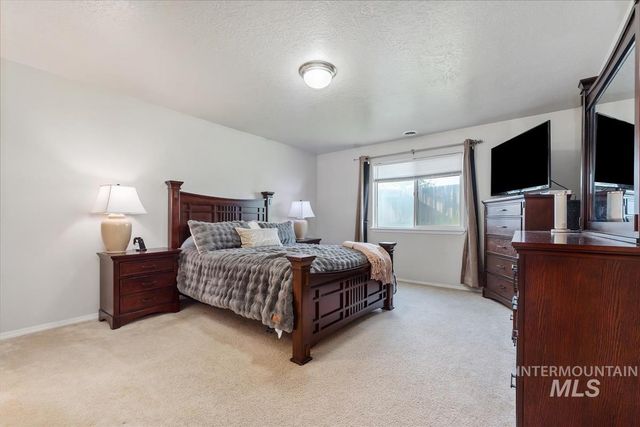 7579 W Middle Fork, Boise, ID 83709