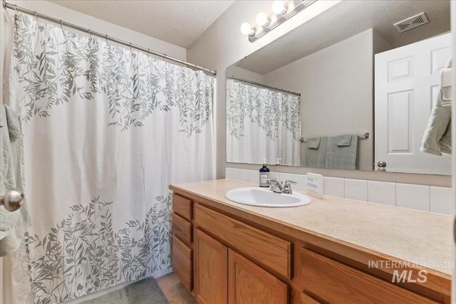 7579 W Middle Fork, Boise, ID 83709