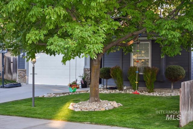 7579 W Middle Fork, Boise, ID 83709