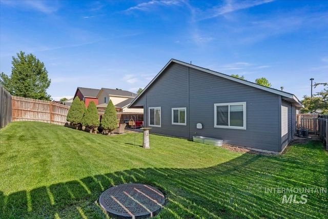 7579 W Middle Fork, Boise, ID 83709