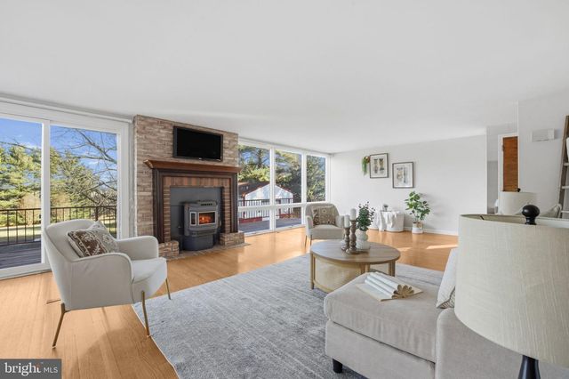 21315 RIDGE RD, Freeland, MD 21053