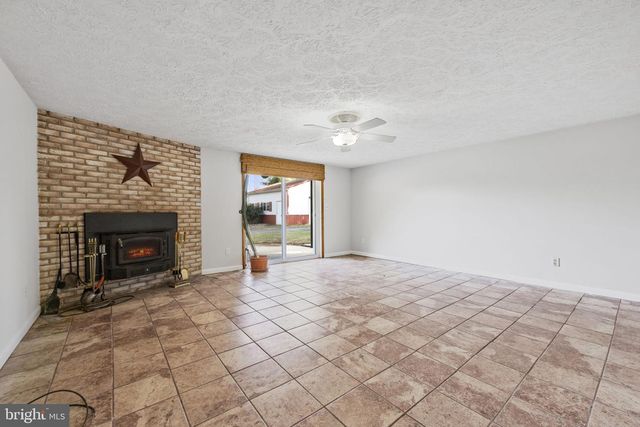 21315 RIDGE RD, Freeland, MD 21053