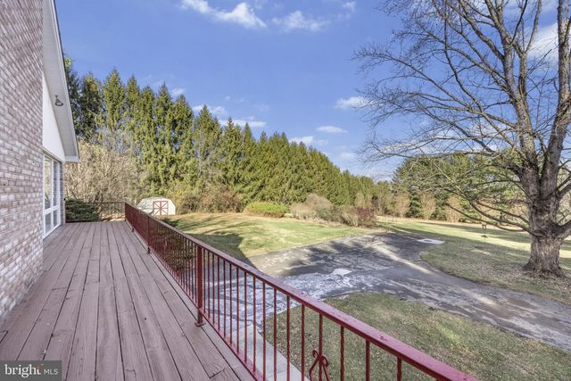 21315 RIDGE RD, Freeland, MD 21053