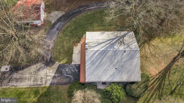 21315 RIDGE RD, Freeland, MD 21053