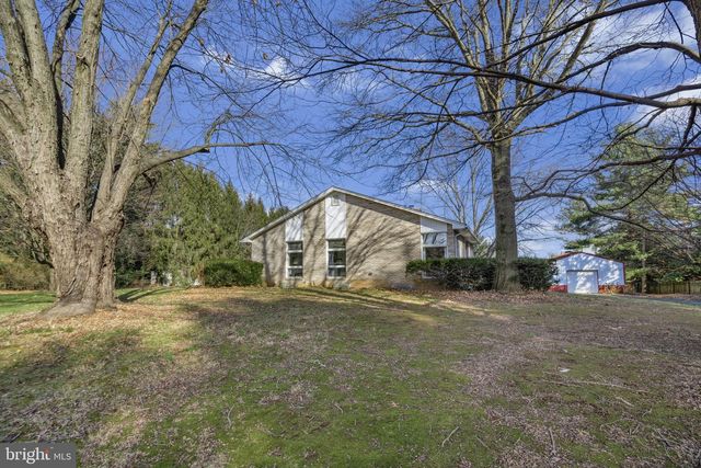 21315 RIDGE RD, Freeland, MD 21053