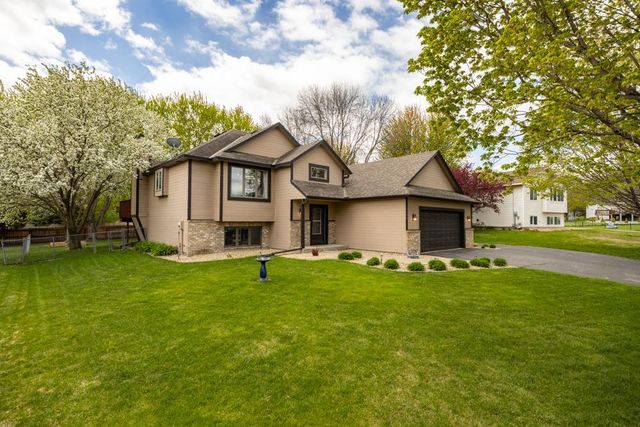 17373 Idlewood Way, Lakeville, MN 55044