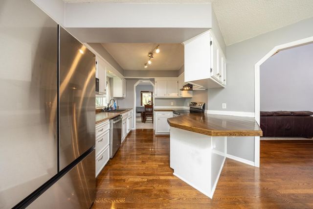 17373 Idlewood Way, Lakeville, MN 55044