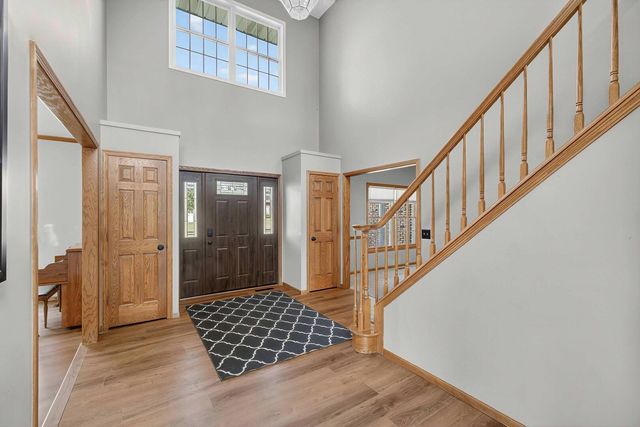 2919 E 44th Court, Davenport, IA 52807