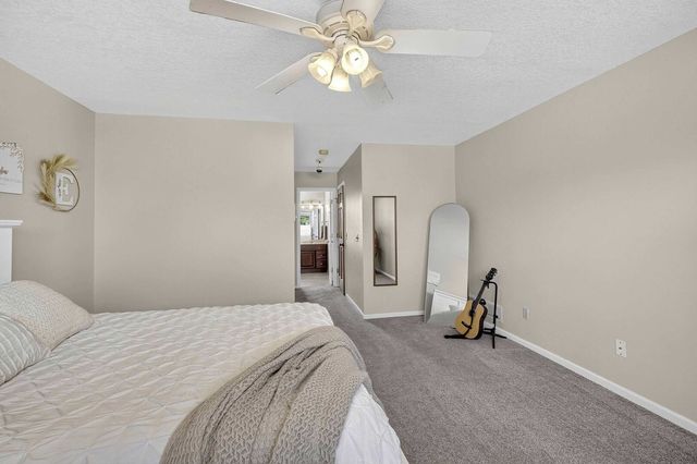 2919 E 44th Court, Davenport, IA 52807