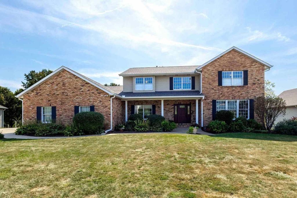 2919 E 44th Court, Davenport, IA 52807