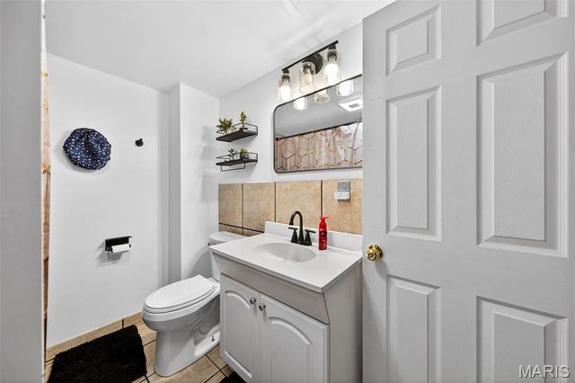 12 Ozark Lane, Arnold, MO 63010