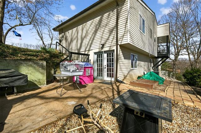 12 Ozark Lane, Arnold, MO 63010