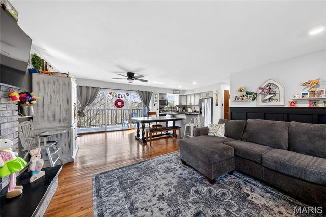 12 Ozark Lane, Arnold, MO 63010