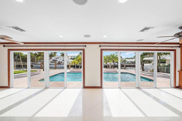 2872 NE 29th Street, Fort Lauderdale, FL 33306