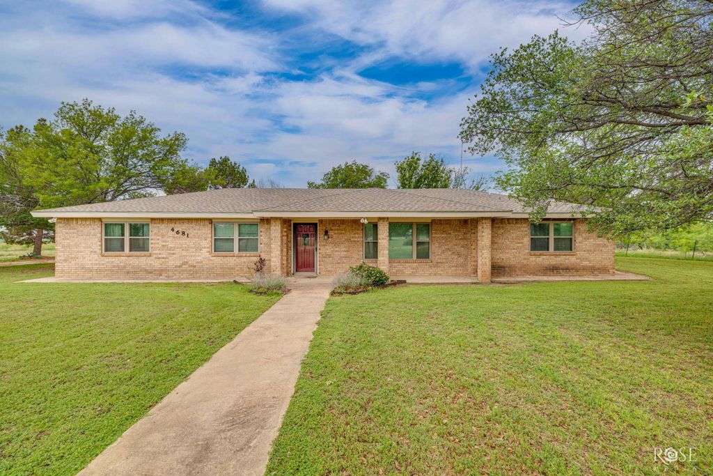 4681 S Jarratt Road, San Angelo, TX 76905