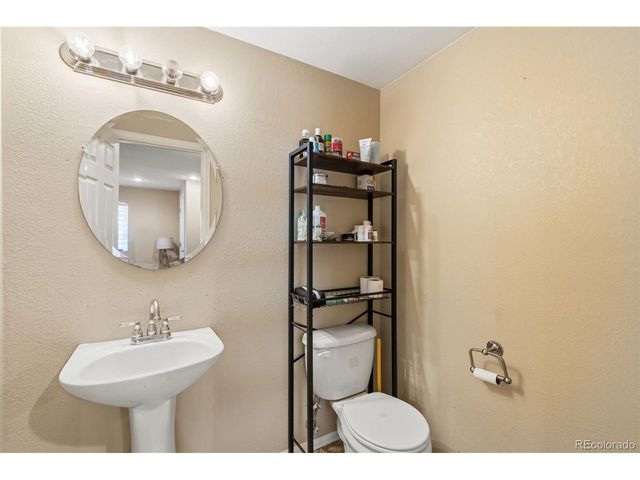 9197 Oakmont Rd, Peyton, CO 80831