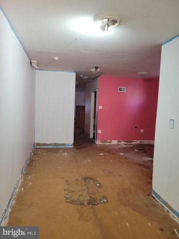 5944 WALNUT ST, Philadelphia, PA 19139