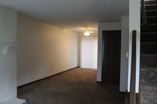 390-404 Edinburgh Road, Dublin, OH 43017