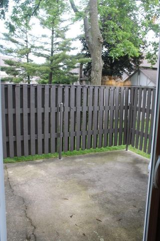 390-404 Edinburgh Road, Dublin, OH 43017