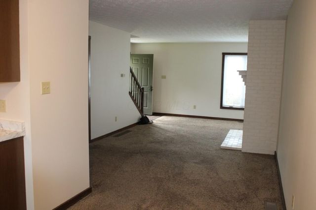 390-404 Edinburgh Road, Dublin, OH 43017