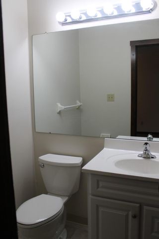 390-404 Edinburgh Road, Dublin, OH 43017