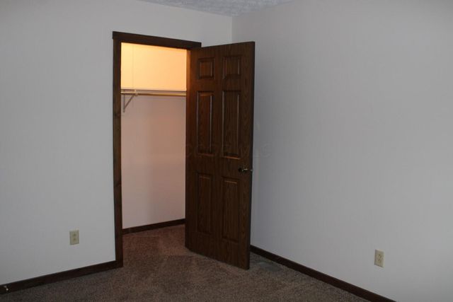 390-404 Edinburgh Road, Dublin, OH 43017