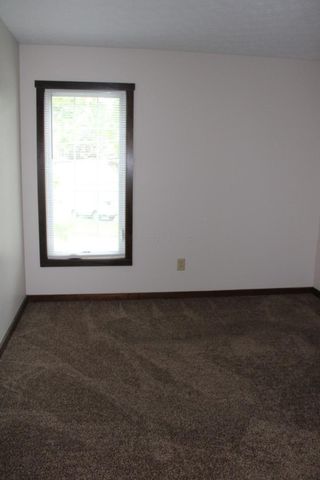 390-404 Edinburgh Road, Dublin, OH 43017