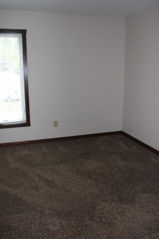 390-404 Edinburgh Road, Dublin, OH 43017