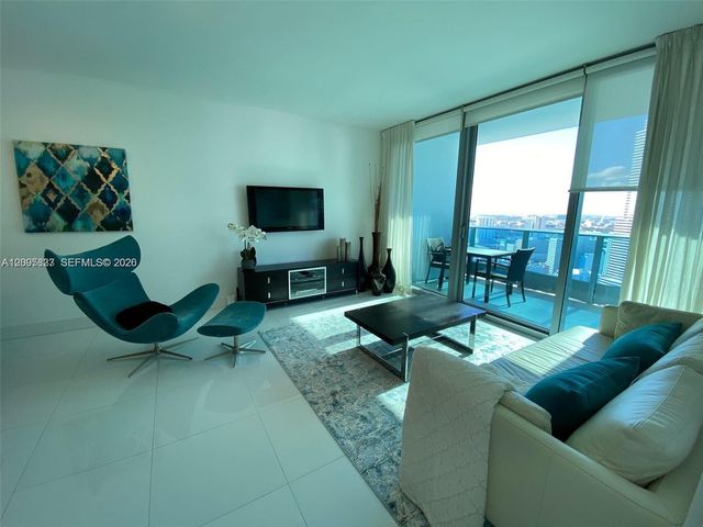 200 Biscayne Boulevard Way 4011, Miami, FL 33131