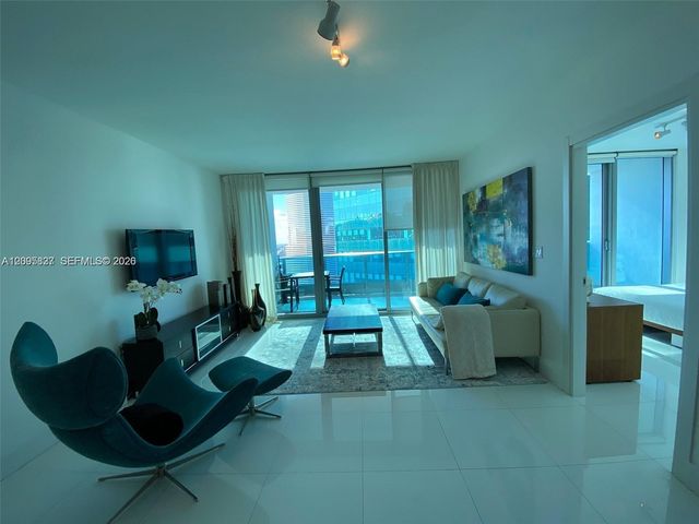 200 Biscayne Boulevard Way 4011, Miami, FL 33131