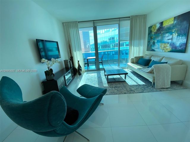 200 Biscayne Boulevard Way 4011, Miami, FL 33131