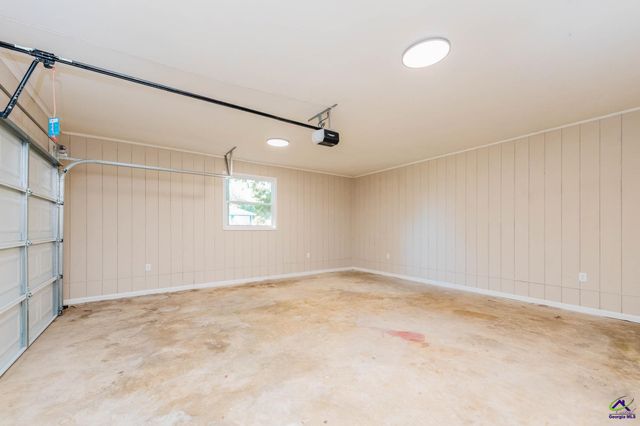 121 Eastlake Drive, Warner Robins, GA 31093
