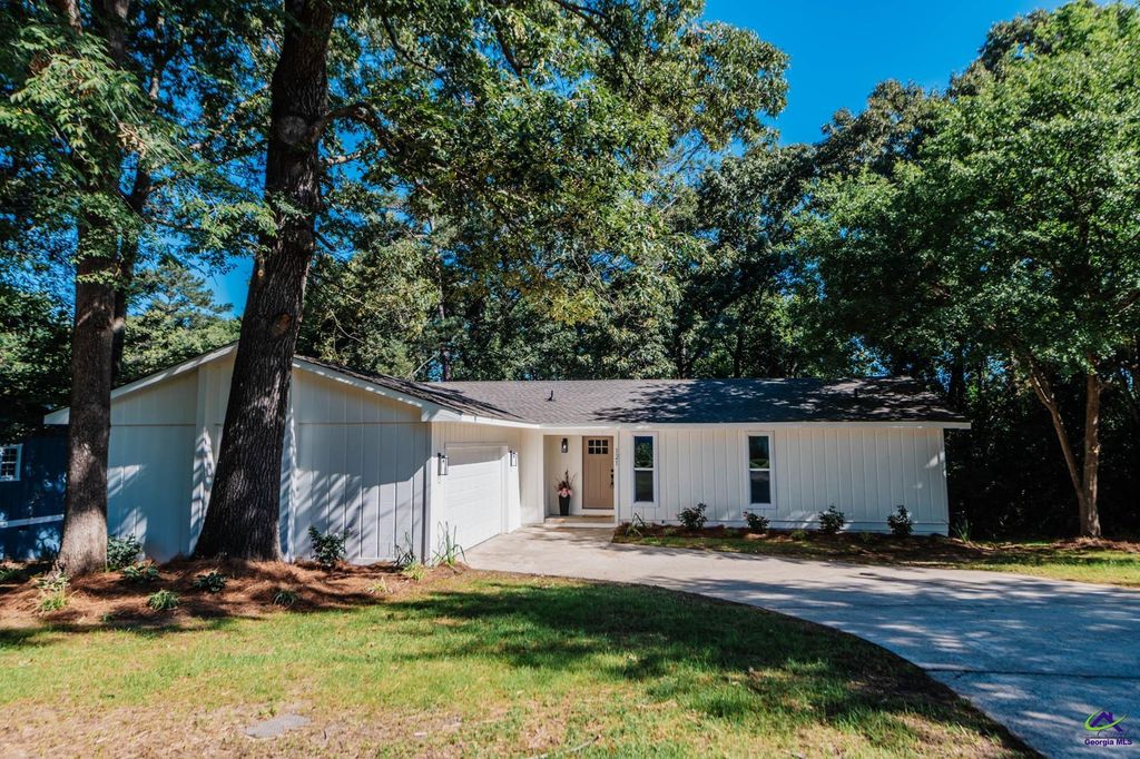 121 Eastlake Drive, Warner Robins, GA 31093