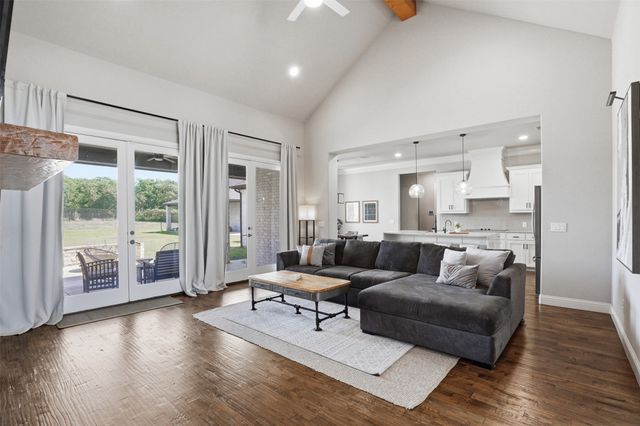 7316 Cabot Estates Drive, Mansfield, TX 76063