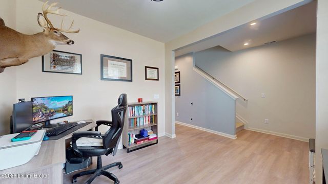 4025 White Pine Ln, La Grange, KY 40031