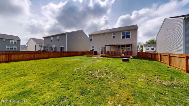 4025 White Pine Ln, La Grange, KY 40031