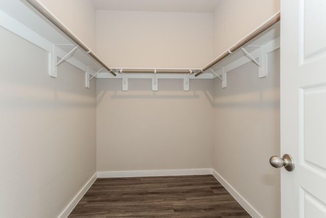 18306 W Centro Circle, Shenandoah, TX 77385