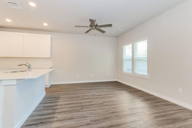18306 W Centro Circle, Shenandoah, TX 77385