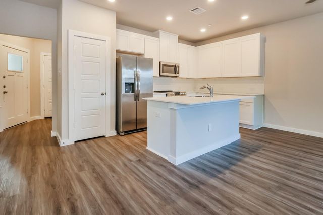 18306 W Centro Circle, Shenandoah, TX 77385