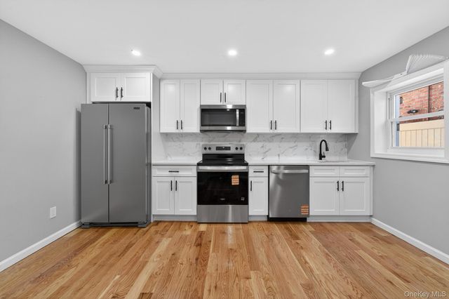 1167 E 224th Street, Bronx, NY 10466